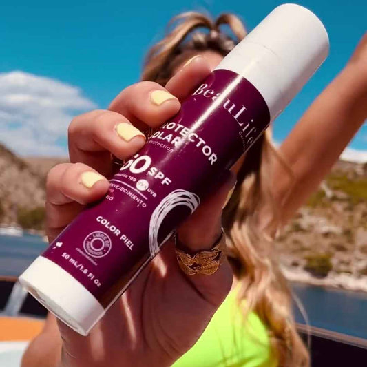 PROTECTOR SOLAR BL – SPF 60+ Mate, Color Universal, Sin Efecto Mimo, Antimanchas A Prueba de Agua, Tecnologia Luz Azul 50 gr